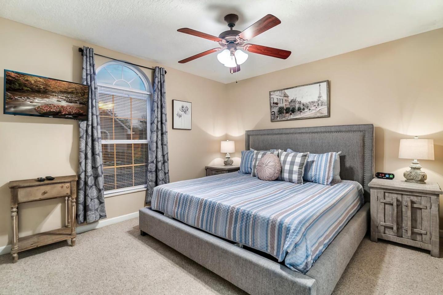 1 Mile To Pkwy, Pets, Hot Tub, Creekside, Porch Villa Pigeon Forge Bagian luar foto